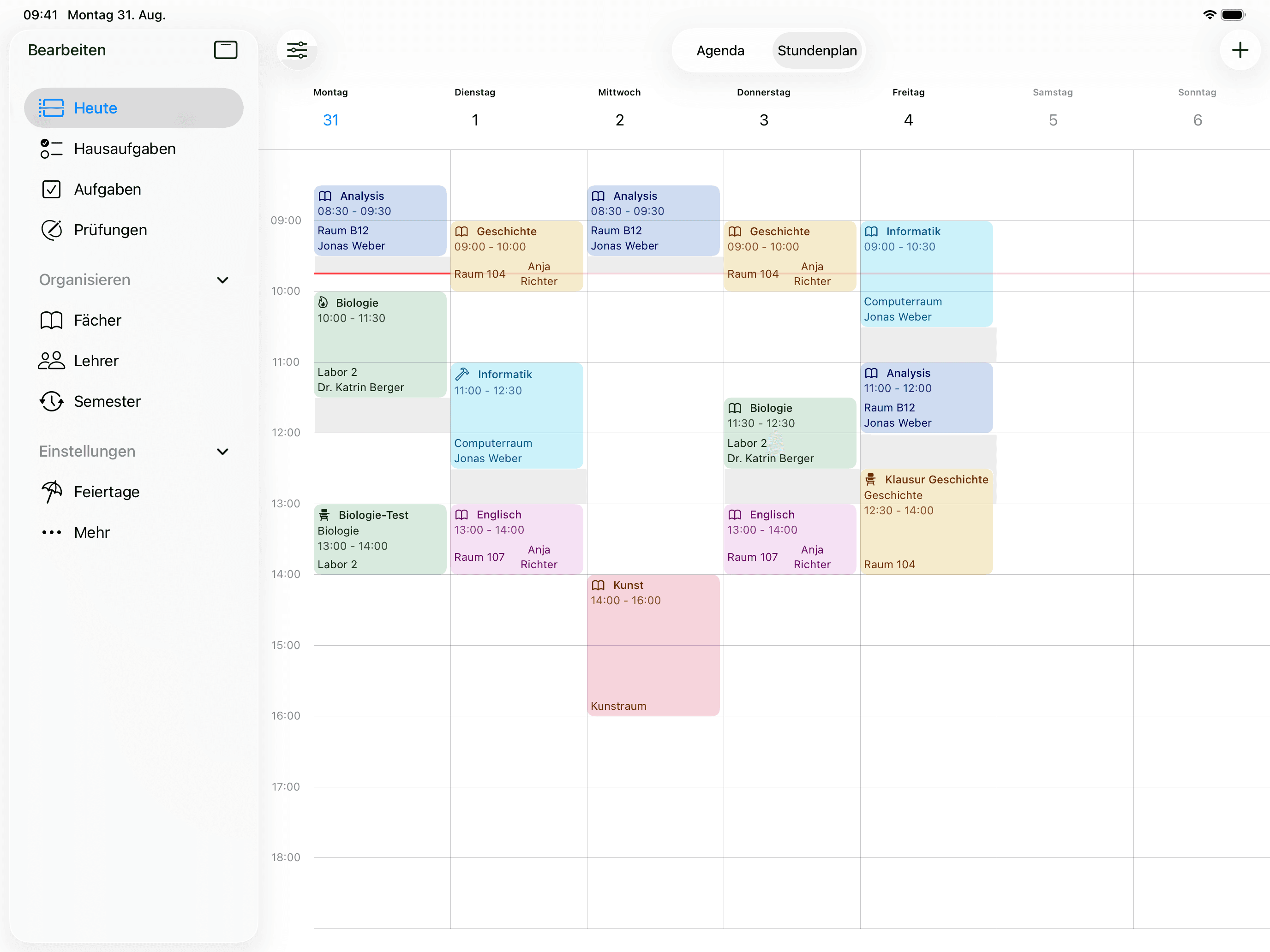 Der Schulplaner auf dem iPad mit dem Stundenplan einer ganzen Woche, jede Stunde mit Uhrzeit und Lehrkraft